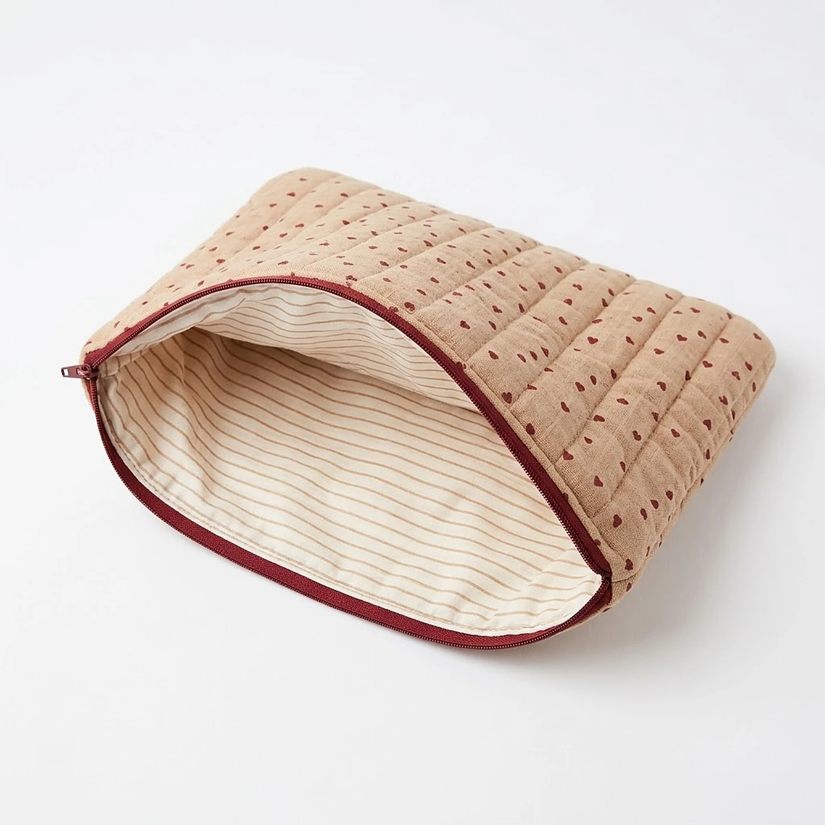 Tan Heart Quilted Laptop Sleeve, photo 3 of 4