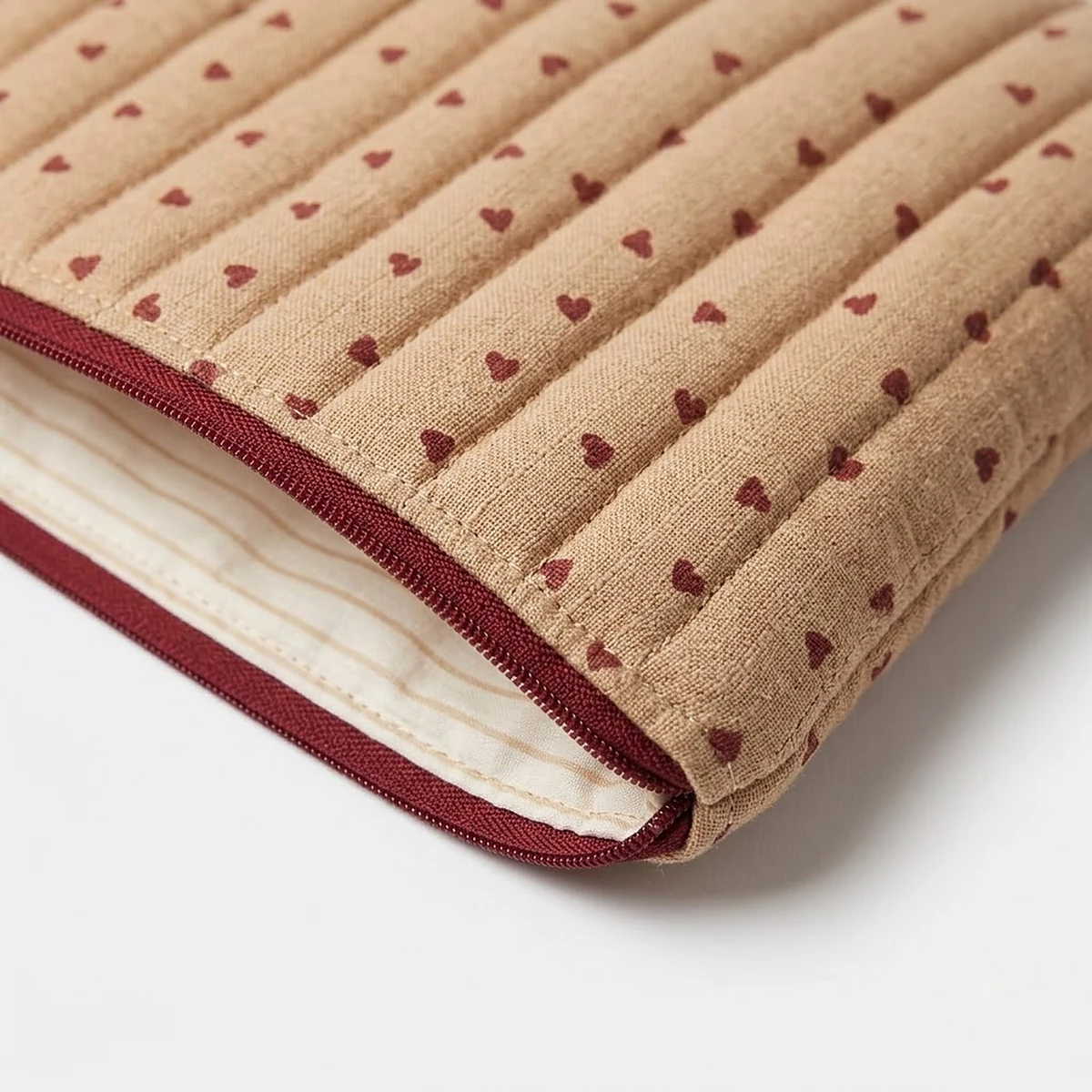 Tan Heart Quilted Laptop Sleeve, photo 4 of 4